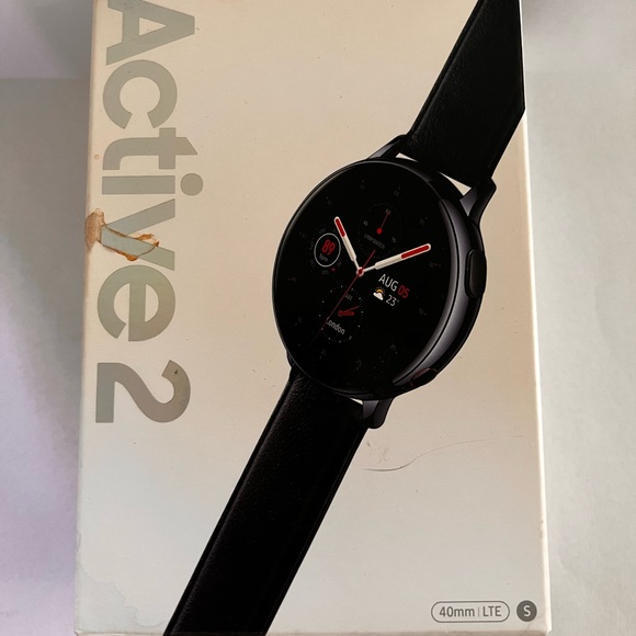 Samsung Galaxy Active 2 Smartwatch - Picture 1 of 3